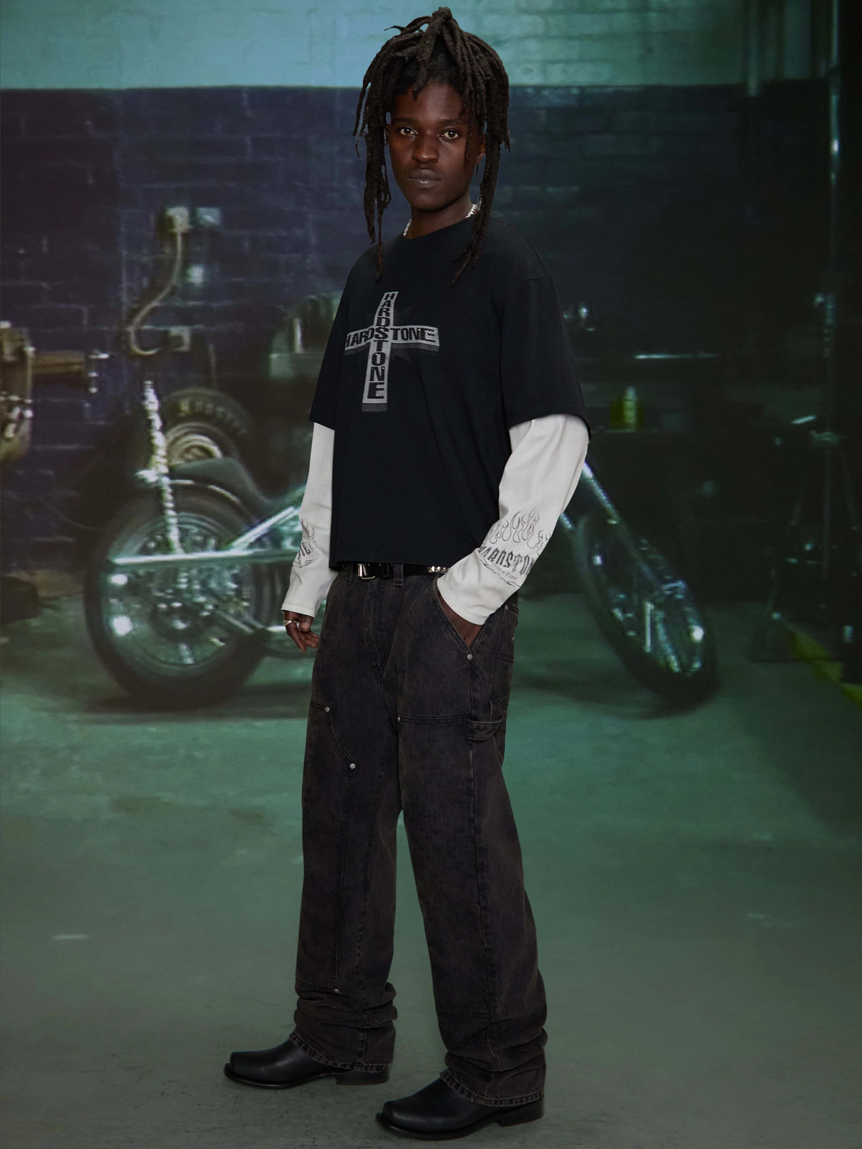 HARDSTONE LAYERED LS TEE (BLACK) - Image 3